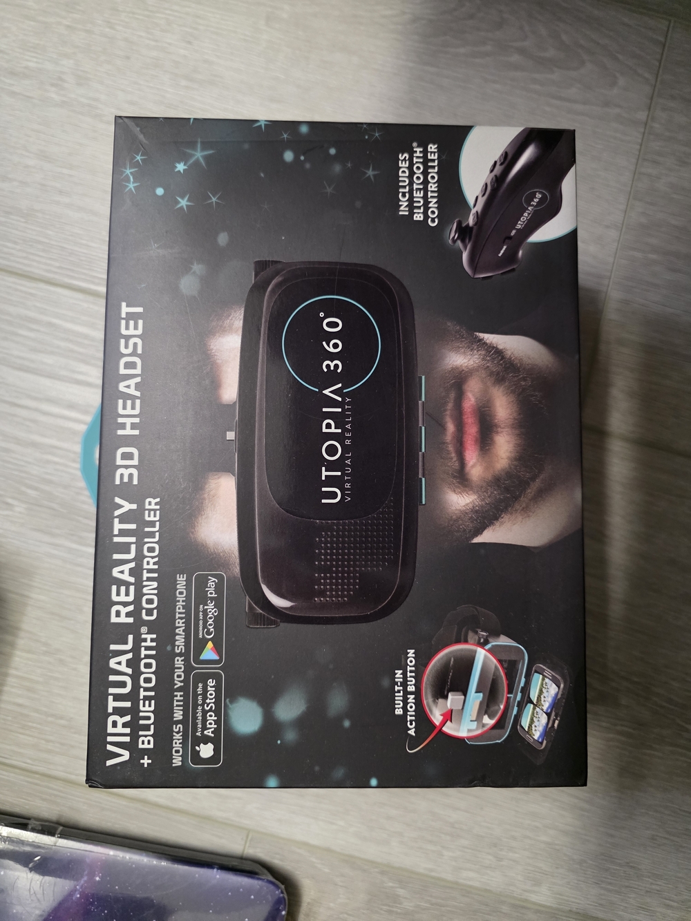 Virtual Reality 3D Headset with Bluetooth Controller - Black